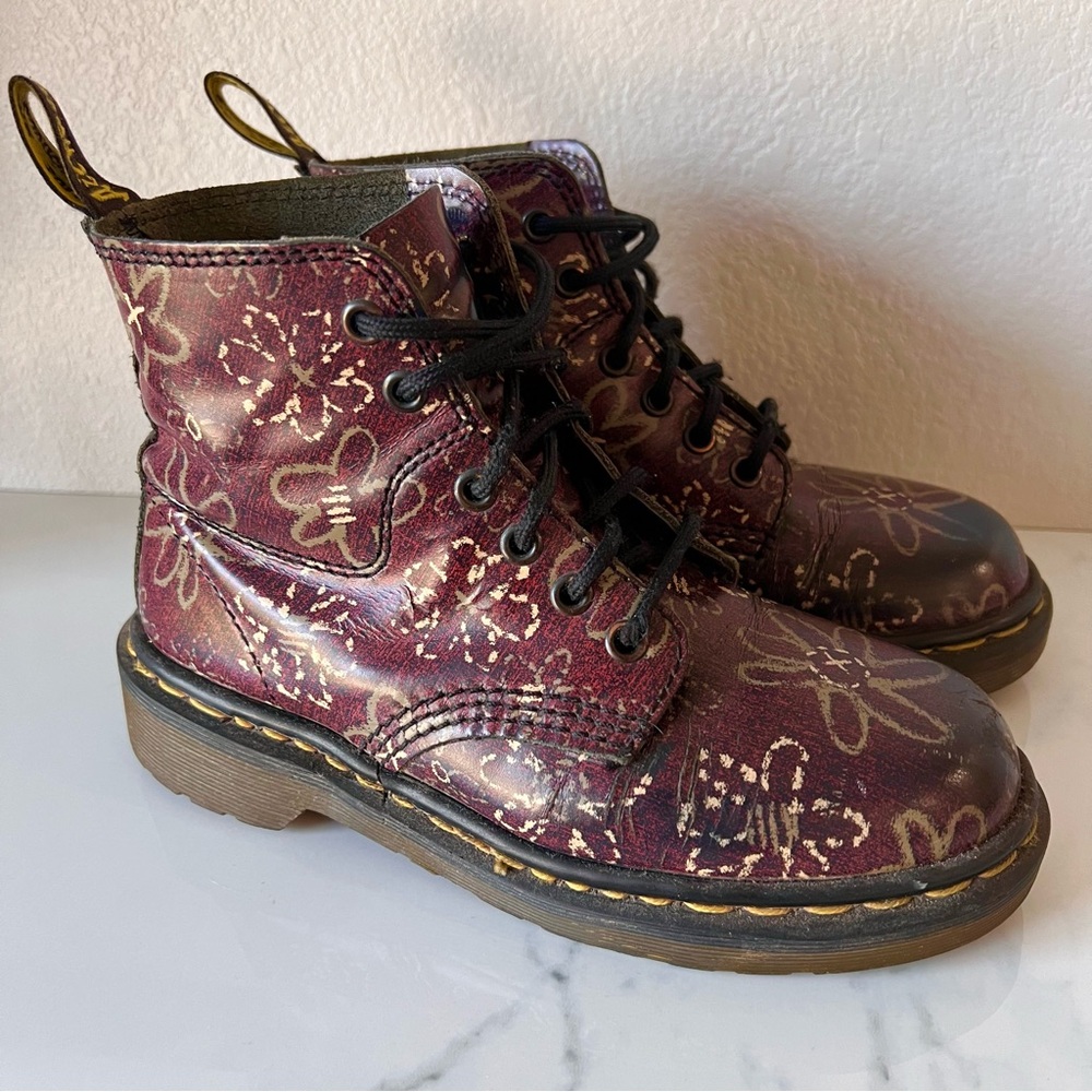 Vintage Doc Martens 8175 Women’s Floral Made In England Boots Size 5 US 3UK Red